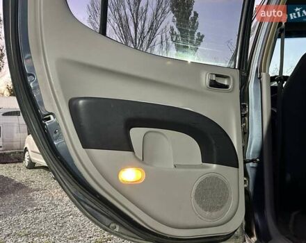 Сірий Міцубісі Л 200, об'ємом двигуна 2.48 л та пробігом 199 тис. км за 13500 $, фото 17 на Automoto.ua