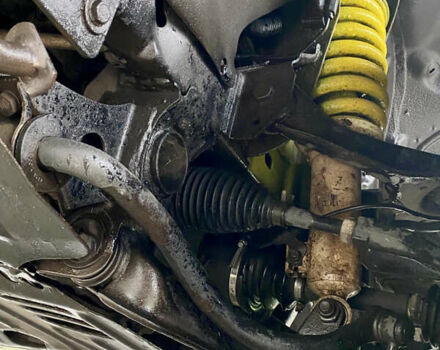 Серый Мицубиси Л 200, объемом двигателя 2.48 л и пробегом 185 тыс. км за 13500 $, фото 3 на Automoto.ua