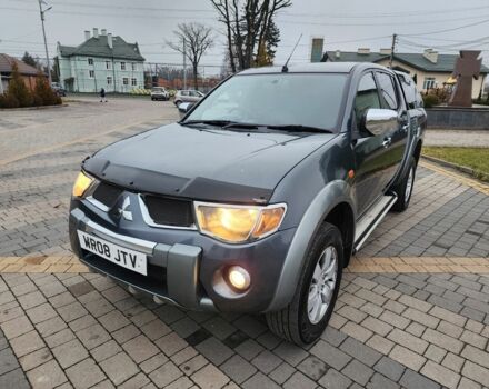 Сірий Міцубісі Л 200, об'ємом двигуна 2.5 л та пробігом 141 тис. км за 8153 $, фото 5 на Automoto.ua