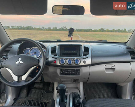 Міцубісі Л 200 2008 у Глобино на Automoto.ua Сірий Міцубісі Л 200, об'ємом двигуна 2.48 л та пробігом 113 тис. км за 15000 $, фото 14 на Automoto.ua