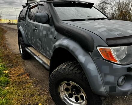 Мицубиси Л 200 2008 в Славянске на Automoto.ua Серый Мицубиси Л 200, объемом двигателя 2.5 л и пробегом 222 тыс. км за 16410 $, фото 18 на Automoto.ua