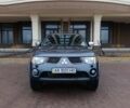 Сірий Міцубісі Л 200, об'ємом двигуна 2.5 л та пробігом 300 тис. км за 12300 $, фото 3 на Automoto.ua
