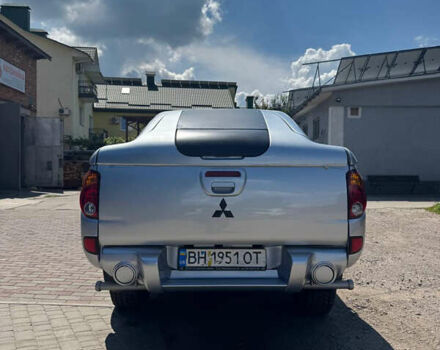 Мицубиси Л 200 2008 в Киеве на Automoto.ua Серый Мицубиси Л 200, объемом двигателя 2.4 л и пробегом 310 тыс. км за 11900 $, фото 2 на Automoto.ua