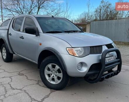 Міцубісі Л 200 2008 у Житомирі на Automoto.ua Сірий Міцубісі Л 200, об'ємом двигуна 2.48 л та пробігом 268 тис. км за 11300 $, фото 2 на Automoto.ua