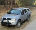 Міцубісі Л 200 2008 у Изюме на Automoto.ua Сірий Міцубісі Л 200, об'ємом двигуна 0 л та пробігом 268 тис. км за 9800 $, фото 2 на Automoto.ua