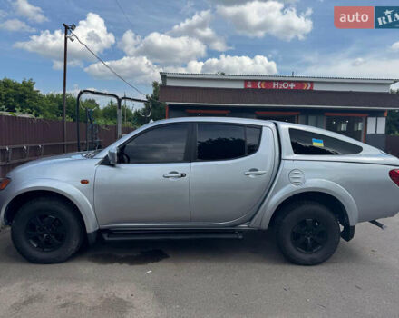 Мицубиси Л 200 2008 в Киеве на Automoto.ua Серый Мицубиси Л 200, объемом двигателя 2.4 л и пробегом 310 тыс. км за 11900 $, фото 20 на Automoto.ua