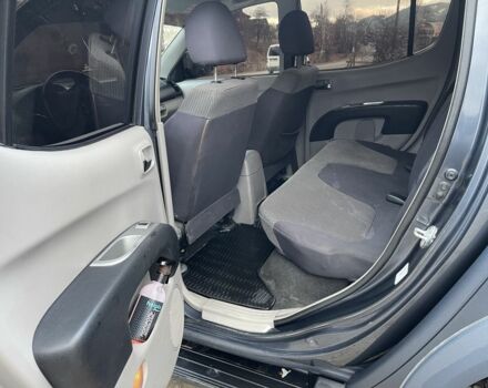 Сірий Міцубісі Л 200, об'ємом двигуна 2.5 л та пробігом 376 тис. км за 12400 $, фото 10 на Automoto.ua