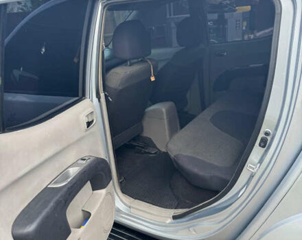 Мицубиси Л 200 2008 в Киеве на Automoto.ua Серый Мицубиси Л 200, объемом двигателя 2.4 л и пробегом 310 тыс. км за 11900 $, фото 10 на Automoto.ua