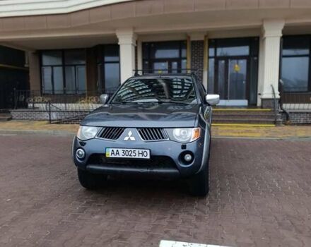 Сірий Міцубісі Л 200, об'ємом двигуна 2.5 л та пробігом 300 тис. км за 12300 $, фото 5 на Automoto.ua