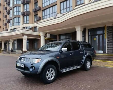 Сірий Міцубісі Л 200, об'ємом двигуна 2.5 л та пробігом 300 тис. км за 12300 $, фото 22 на Automoto.ua