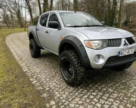 Сірий Міцубісі Л 200, об'ємом двигуна 2.5 л та пробігом 218 тис. км за 2800 $, фото 1 на Automoto.ua