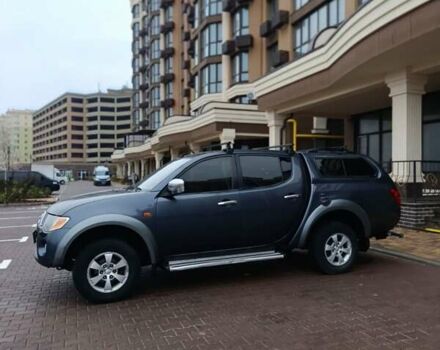 Сірий Міцубісі Л 200, об'ємом двигуна 2.5 л та пробігом 300 тис. км за 12300 $, фото 24 на Automoto.ua