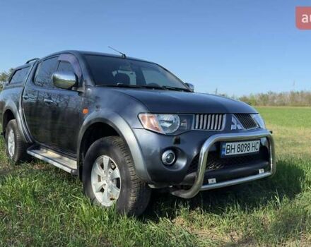 Серый Мицубиси Л 200, объемом двигателя 2.48 л и пробегом 234 тыс. км за 13000 $, фото 23 на Automoto.ua