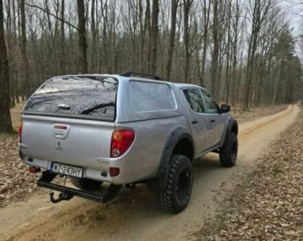 Сірий Міцубісі Л 200, об'ємом двигуна 2.5 л та пробігом 240 тис. км за 5918 $, фото 2 на Automoto.ua