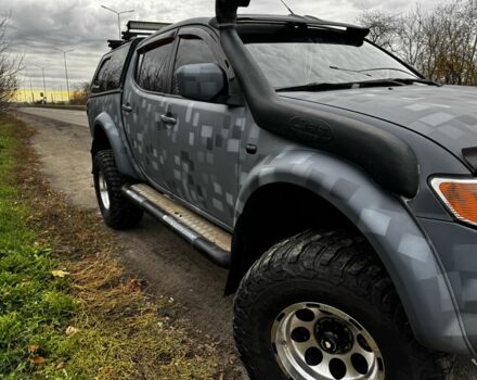 Міцубісі Л 200 2008 у Краматорске на Automoto.ua Сірий Міцубісі Л 200, об'ємом двигуна 0 л та пробігом 220 тис. км за 16410 $, фото 13 на Automoto.ua