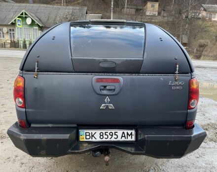 Сірий Міцубісі Л 200, об'ємом двигуна 2.5 л та пробігом 376 тис. км за 12400 $, фото 16 на Automoto.ua