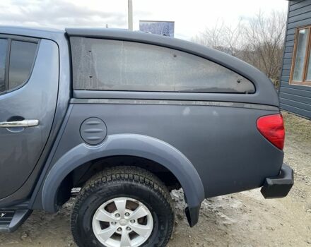 Сірий Міцубісі Л 200, об'ємом двигуна 2.5 л та пробігом 376 тис. км за 12400 $, фото 14 на Automoto.ua