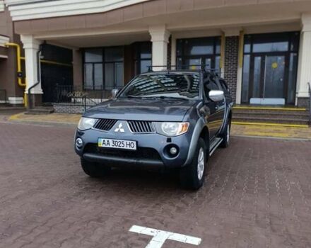 Сірий Міцубісі Л 200, об'ємом двигуна 2.5 л та пробігом 300 тис. км за 12300 $, фото 12 на Automoto.ua