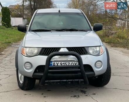 Міцубісі Л 200 2008 у Житомирі на Automoto.ua Сірий Міцубісі Л 200, об'ємом двигуна 2.48 л та пробігом 268 тис. км за 11300 $, фото 1 на Automoto.ua