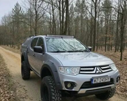 Сірий Міцубісі Л 200, об'ємом двигуна 2.5 л та пробігом 240 тис. км за 5918 $, фото 1 на Automoto.ua