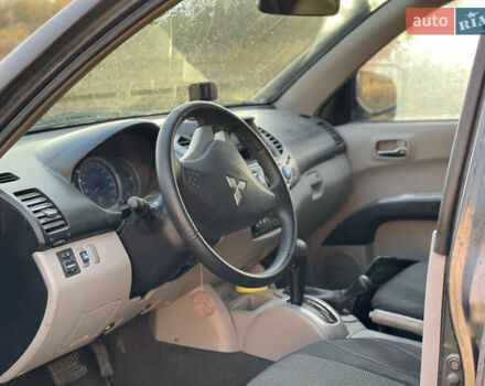 Міцубісі Л 200 2008 у Житомирі на Automoto.ua Сірий Міцубісі Л 200, об'ємом двигуна 2.48 л та пробігом 273 тис. км за 10800 $, фото 9 на Automoto.ua