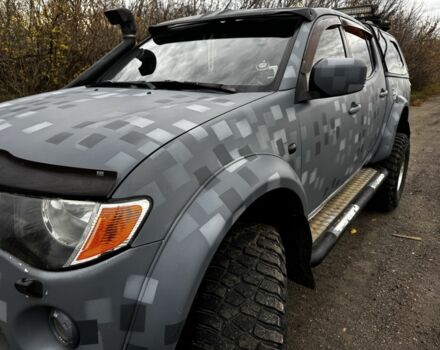 Міцубісі Л 200 2008 у Краматорске на Automoto.ua Сірий Міцубісі Л 200, об'ємом двигуна 0 л та пробігом 220 тис. км за 16410 $, фото 11 на Automoto.ua