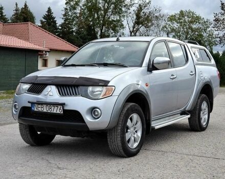 Сірий Міцубісі Л 200, об'ємом двигуна 2.5 л та пробігом 278 тис. км за 4100 $, фото 1 на Automoto.ua