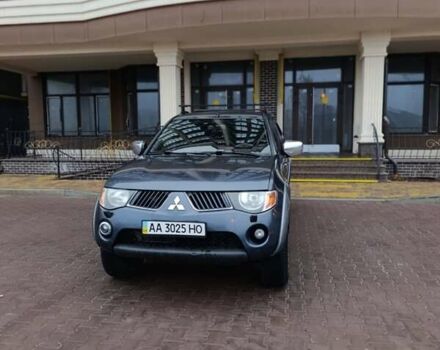 Сірий Міцубісі Л 200, об'ємом двигуна 2.5 л та пробігом 300 тис. км за 12300 $, фото 7 на Automoto.ua