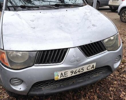 Сірий Міцубісі Л 200, об'ємом двигуна 2.48 л та пробігом 601 тис. км за 7000 $, фото 3 на Automoto.ua