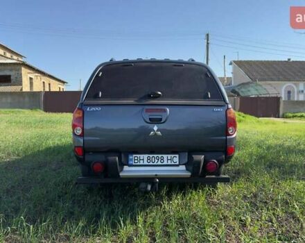 Серый Мицубиси Л 200, объемом двигателя 2.48 л и пробегом 234 тыс. км за 13000 $, фото 17 на Automoto.ua