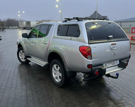 Сірий Міцубісі Л 200, об'ємом двигуна 2.48 л та пробігом 236 тис. км за 15400 $, фото 5 на Automoto.ua