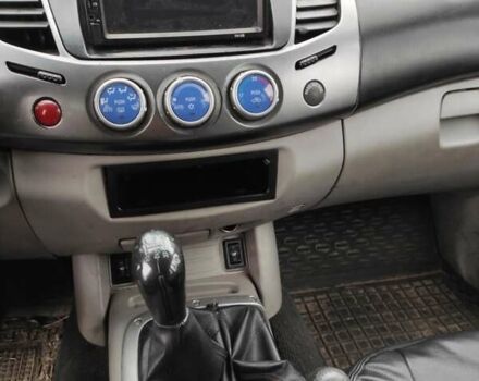 Сірий Міцубісі Л 200, об'ємом двигуна 2.48 л та пробігом 601 тис. км за 7000 $, фото 7 на Automoto.ua