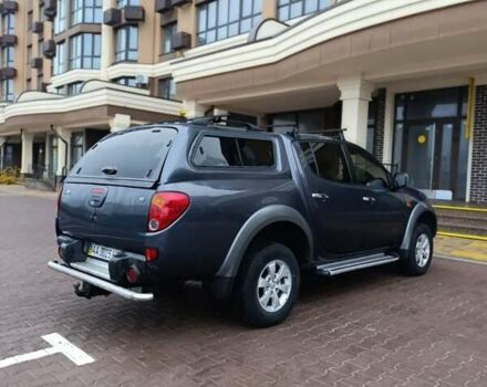 Сірий Міцубісі Л 200, об'ємом двигуна 2.5 л та пробігом 300 тис. км за 12300 $, фото 27 на Automoto.ua