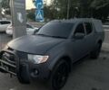 Серый Мицубиси Л 200, объемом двигателя 2.5 л и пробегом 220 тыс. км за 7850 $, фото 9 на Automoto.ua