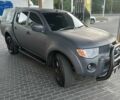 Серый Мицубиси Л 200, объемом двигателя 2.5 л и пробегом 220 тыс. км за 7850 $, фото 3 на Automoto.ua