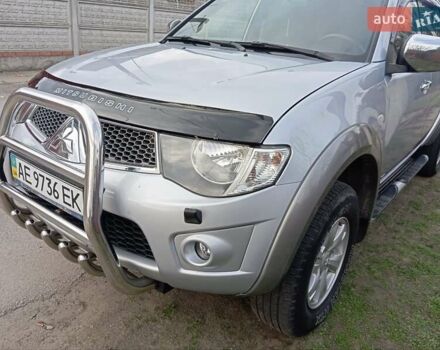 Сірий Міцубісі Л 200, об'ємом двигуна 2.48 л та пробігом 124 тис. км за 14200 $, фото 3 на Automoto.ua