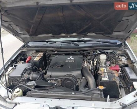 Сірий Міцубісі Л 200, об'ємом двигуна 2.48 л та пробігом 124 тис. км за 14200 $, фото 39 на Automoto.ua