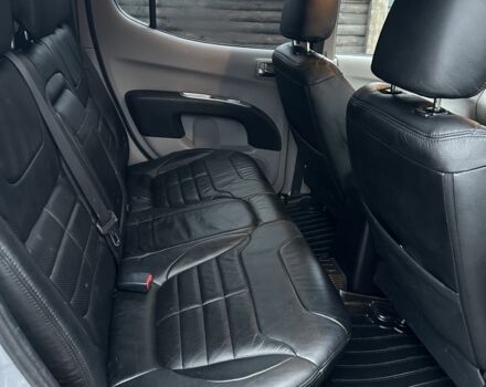 Серый Мицубиси Л 200, объемом двигателя 2.5 л и пробегом 155 тыс. км за 7888 $, фото 14 на Automoto.ua