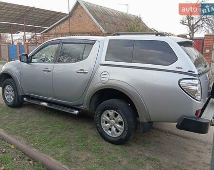 Сірий Міцубісі Л 200, об'ємом двигуна 2.48 л та пробігом 124 тис. км за 14200 $, фото 9 на Automoto.ua