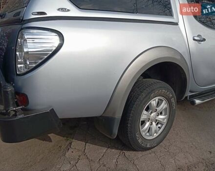 Сірий Міцубісі Л 200, об'ємом двигуна 2.48 л та пробігом 124 тис. км за 14200 $, фото 12 на Automoto.ua