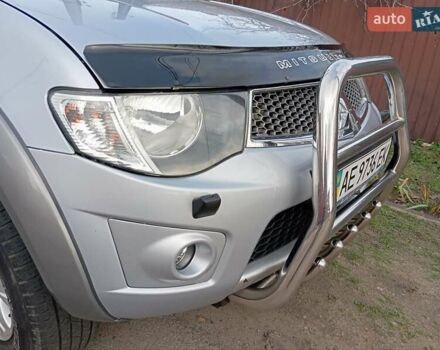 Сірий Міцубісі Л 200, об'ємом двигуна 2.48 л та пробігом 124 тис. км за 14200 $, фото 2 на Automoto.ua