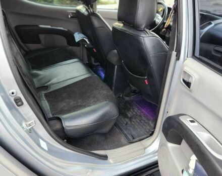 Сірий Міцубісі Л 200, об'ємом двигуна 2.5 л та пробігом 260 тис. км за 12500 $, фото 8 на Automoto.ua