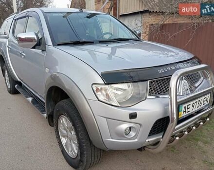 Сірий Міцубісі Л 200, об'ємом двигуна 2.48 л та пробігом 124 тис. км за 14200 $, фото 5 на Automoto.ua