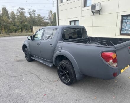 Мицубиси Л 200 2012 в Днепре (Днепропетровске) на Automoto.ua Серый Мицубиси Л 200, объемом двигателя 2.5 л и пробегом 125 тыс. км за 7850 $, фото 9 на Automoto.ua