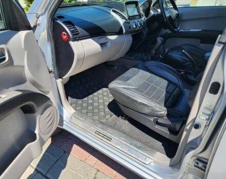 Сірий Міцубісі Л 200, об'ємом двигуна 2.5 л та пробігом 132 тис. км за 7973 $, фото 14 на Automoto.ua