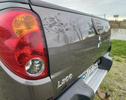 Серый Мицубиси Л 200, объемом двигателя 2.5 л и пробегом 251 тыс. км за 15500 $, фото 16 на Automoto.ua