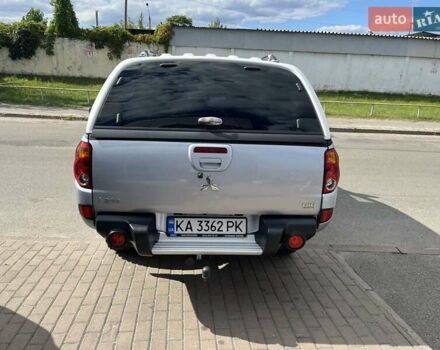 Сірий Міцубісі Л 200, об'ємом двигуна 2.48 л та пробігом 150 тис. км за 18900 $, фото 8 на Automoto.ua