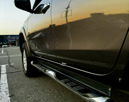 Серый Мицубиси Л 200, объемом двигателя 2.44 л и пробегом 160 тыс. км за 26000 $, фото 12 на Automoto.ua