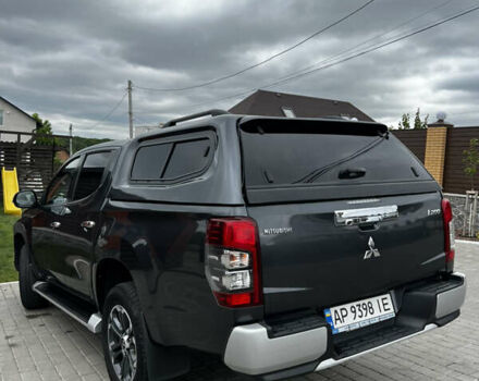 Сірий Міцубісі Л 200, об'ємом двигуна 2.44 л та пробігом 157 тис. км за 30300 $, фото 9 на Automoto.ua