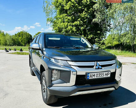 Сірий Міцубісі Л 200, об'ємом двигуна 2.44 л та пробігом 160 тис. км за 26800 $, фото 2 на Automoto.ua